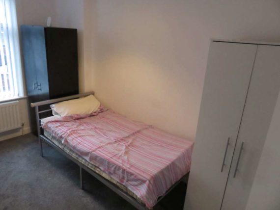 1 Bedroom House Shar...